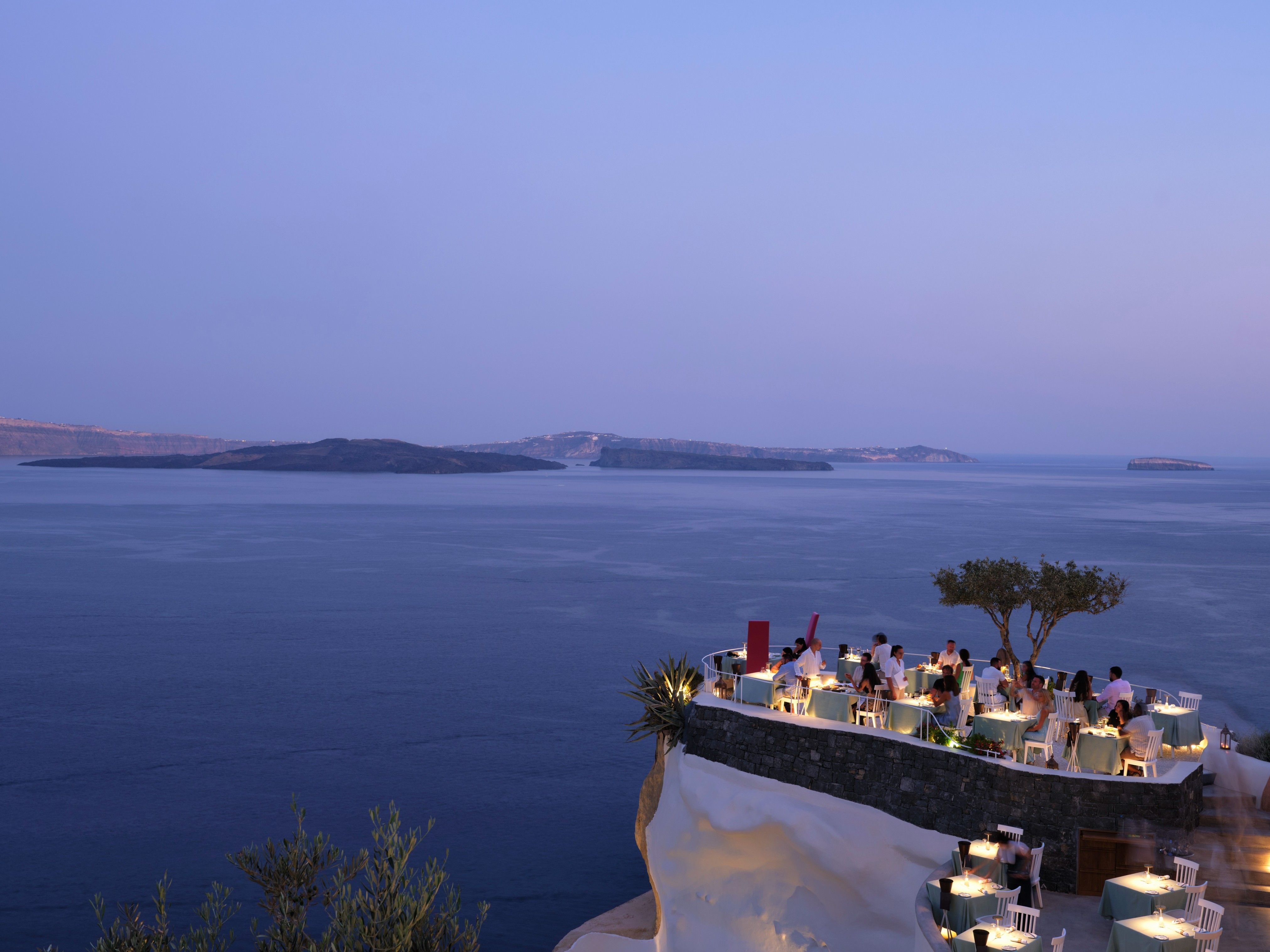 LYCABETTUS RESTAURANT 1 (1) (1).jpg